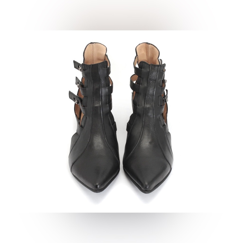 John Fluevog Truth Bekkie Black 
Strappy Leather Gorh Designer Ankle Boots Sz 8 - Picture 8 of 14